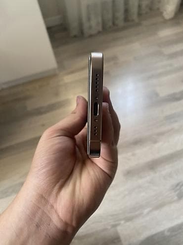 IPhone 16 Pro, 128 GB, Desert Titanium, Barmaq izi, Simsiz şarj, Face ID — 4