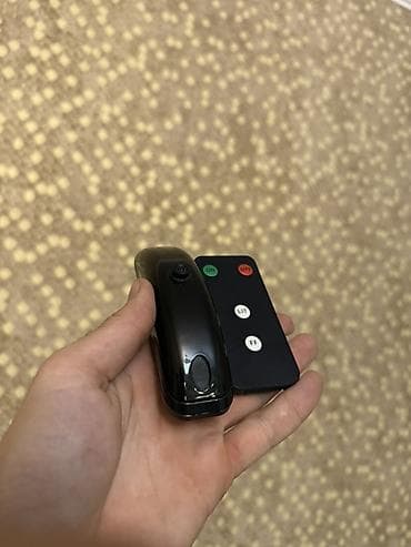 Lazer işıq proyektoru və pult dəsti - Kompakt, əl tipli lazer