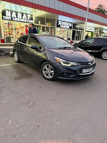 4 teker: Chevrolet Cruze: 1.4 l | 2017 il 271000 km Hetçbek — 2