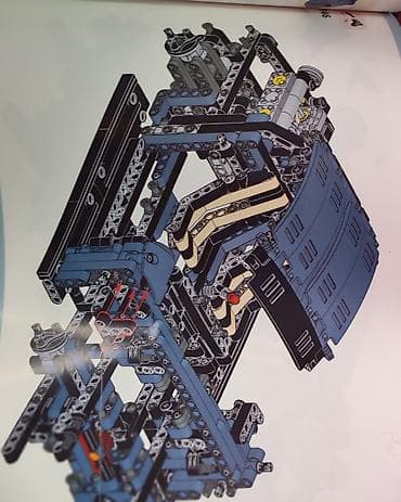 lego technic: Heddinden artiq böyük lego masindi. 250 300 manatarasi qoymeti var — 10