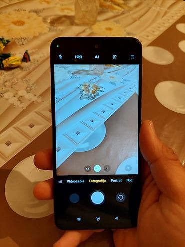mi 11i: Xiaomi Mi 9 SE — 2