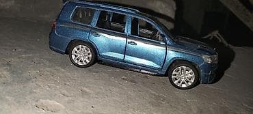 Искусство и коллекционирование: Məhsul: Oyuncaq model avtomobil – Toyota Land Cruiser (Mini Auto — 4