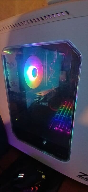 stolustu komputerlər: Gaming PC komplekti - Sistem bloku: ağ-qara korpus, ön və arxa — 4