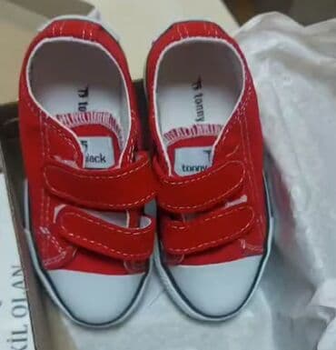 uşaq idman bosonojkaları: Krossovka, Uniseks, 24 — 2