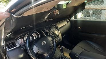 hyundai 2011 ix35: Nissan Tiida: 1.5 l | 2011 il Hetçbek — 1