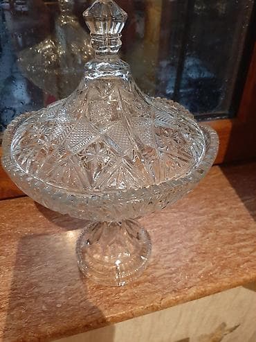 cerez qabı: Sakura şirniyyat qabı – qapaqlı, ayaqlı, şüşə/kristal dizayn - Brend — 1