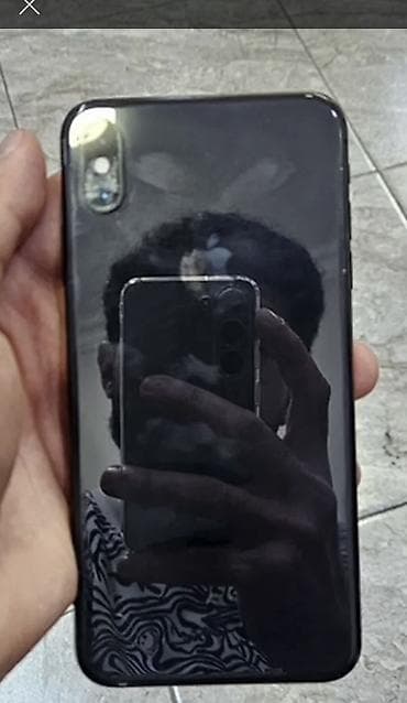 veten komputer: IPhone X, 64 GB, Face ID — 3