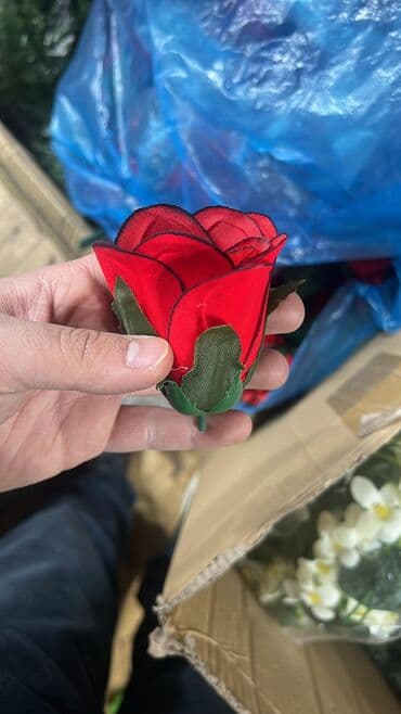 zəfəranın qiyməti: Ədəd güllər 0.25 və 0.90 azn arası qiymətdir Topdan alış üçün — 4