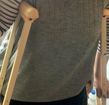 Tibbi geyim: Gəzinti üçün köməkçi vasitələr dəsti - Metal gəzinti çərçivəsi — 2