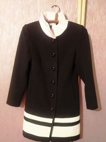 qara hicab: Rossiyadan oranin brendi polu-klassik palto satilir, S/M razmerlere — 2