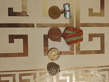 Kolleksiya üçün köhnə medal və nişan dəsti biri 30AZN Tərkib: - 1