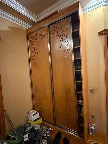 Məhsul: Dehliz dolabı Dehliz dolabi 200azn Nerimanov m 0715 leli -