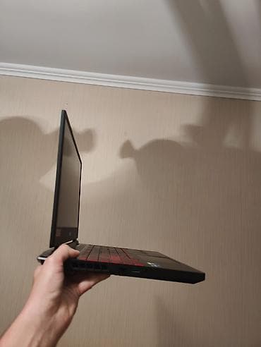 Yeni Acer Nitro, 15 ", Intel Core i5, 512 GB — 3