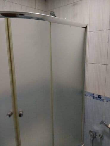 sabuncuda kirayə ev 200 azn: Həzi metrosuna yaxın 17 mertebeli binanın 2-ci mərtəbəsində yerləşən — 5