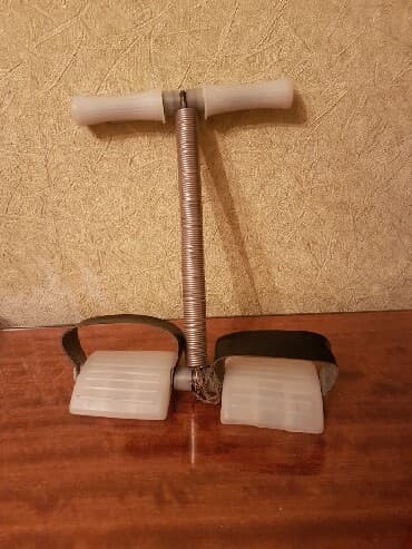 Qaçış trenajorları: ● İdman aləti ● Trenajor. Qiyməti : 30 azn — 3