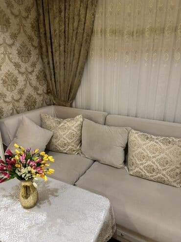 кровать бу: Künc divan, İşlənmiş, Açılan, Bazalı, Vеlur parça, Çatdırılma yoxdur — 1