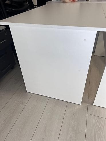 pc masaları: İşçi üçün, Dördbucaq masa — 6