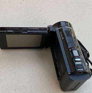 kamera video: Sony video kamera HDR-P200 modeli. ozunde proyektoru var, yeni — 10