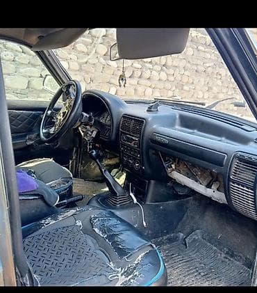mercedes disk per page 40: GAZ Volga 3110 sedan Cidi alıcılar narahat etsin - Kuzov: 4 qapılı — 4