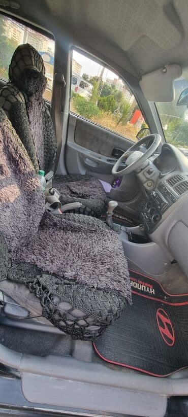 hundai grandeur: Hyundai Accent: 1.5 l | 2005 il Sedan — 5