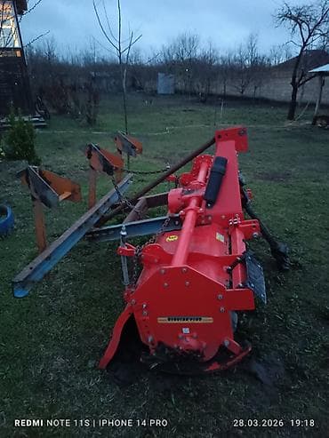 Təzədir 2ya 3 hektar yer işləyib.Dişlərin kraskası üştündədir.İstəyən