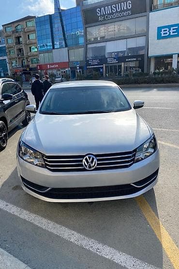 Volkswagen Passat: 2 l | 2015 il Sedan