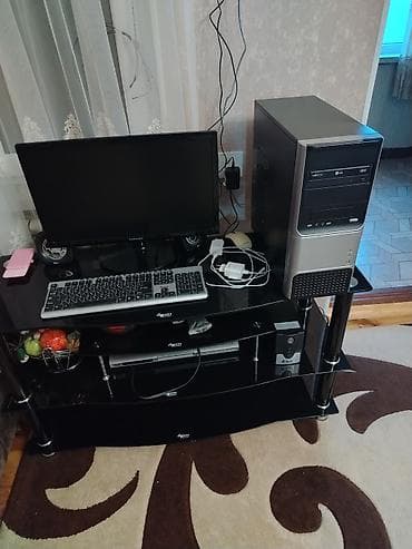 Masaüstü kompüter dəsti Tərkib: - Sistem bloku (ATX korpus, ön