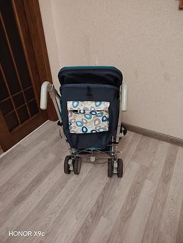 Modullu arabalar: Uşaq arabası – umbrella tipli, Pierre Cardin. Xüsusiyyətlər: - Yüngül — 1