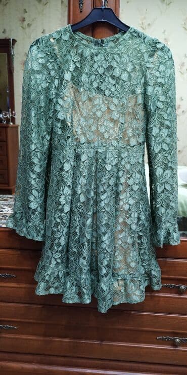 zara xs: Красивое платье сшито из дорогого матерьяла.есть отдельная подкладка — 1