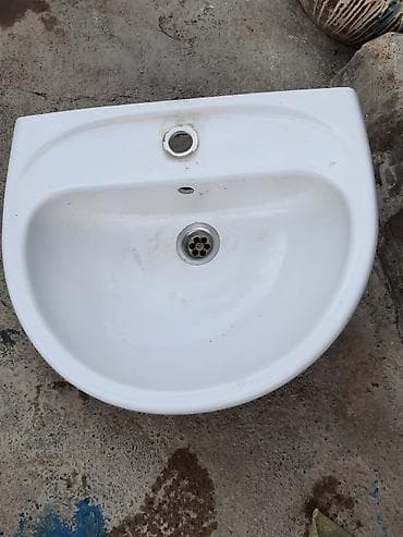 hamam üçün tülpan: Ağ keramika divar tipli əl-üz yuma lavabosu - Material: keyfiyyətli — 2