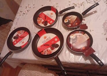 Ütüləmə lövhələri: Tava, rəng - Qara, Türkiyə — 1