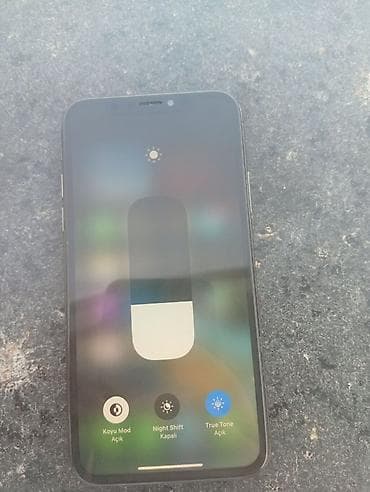 hisense infinity e9: IPhone X, 64 GB, Qara — 1
