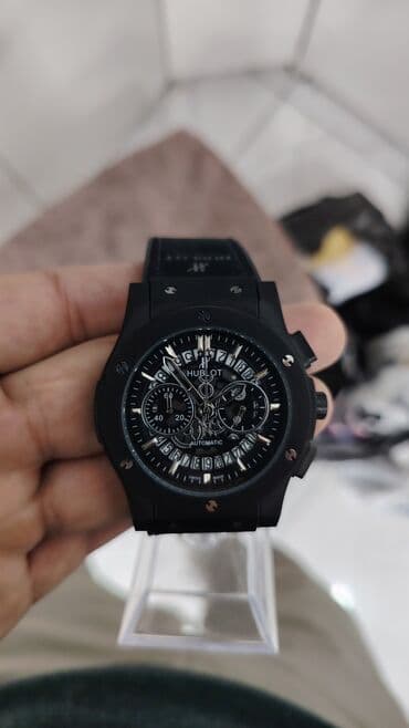 Yeni, Qol saatı, Hublot, rəng - Qara