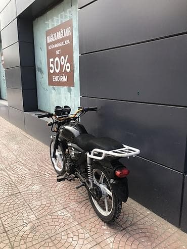 ucuz kamaz satilir: Moped/motosiklet – “M50” modeli - Rəng: qara - Mühərrik: 80 (yanlarda — 3