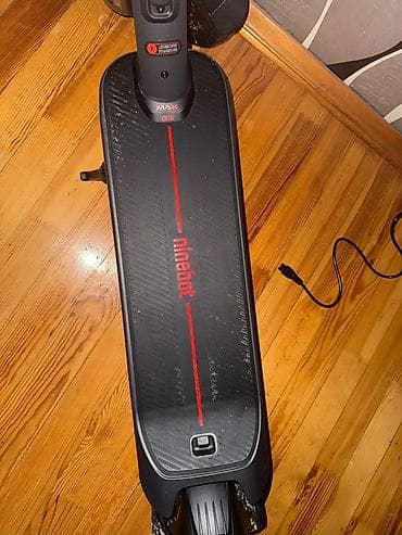 pa 1000: Segway Ninebot max g3 Maks. sürət 45 km/s. Maks. yürüş 80 km. Qabaq — 4