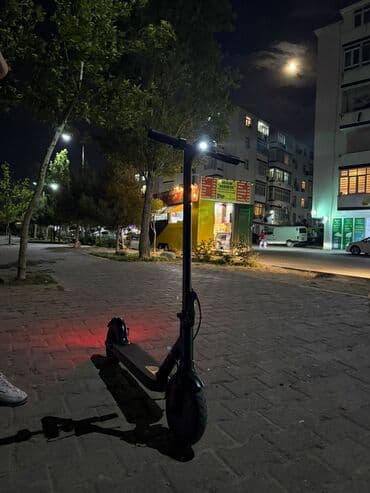 купить трюковой самокат в бишкеке: Elektrikli skuter – şəhər daxili sürətli və rahat hərəkət üçün — 1