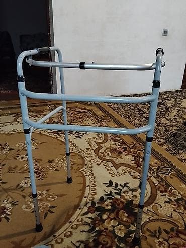 Gəzinti çərçivəsi (walker) az istifadə olunub mohkəmdir hec bir — 1