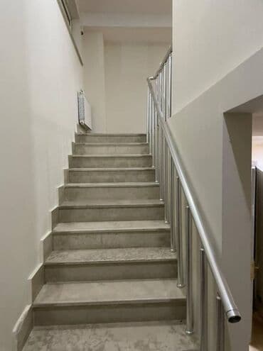 офисы в бизнес центре аренда: 28 may metrosunun yaxınlığında amerika sefirliyinə yaxın 260 kv sahəsi — 12