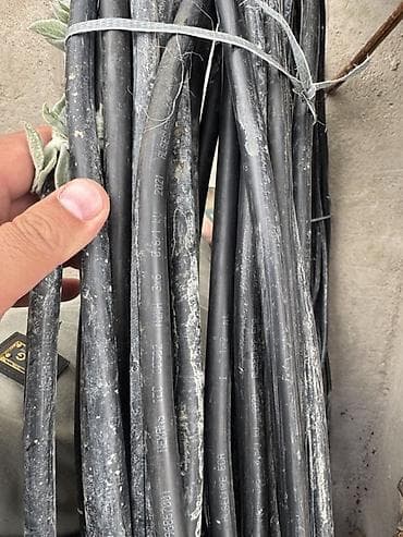 Sənaye tipli elektrik kabeli 90 metr - Tip: 3damarlı, izolyasiyalı — 3