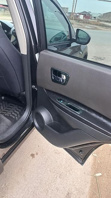 nissan r34: Nissan Qashqai: 2 l | 2007 il — 10