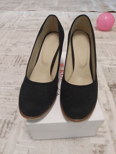 босоножки 27 размера: Туфли, Размер: 40, цвет - Черный, Б/у — 2