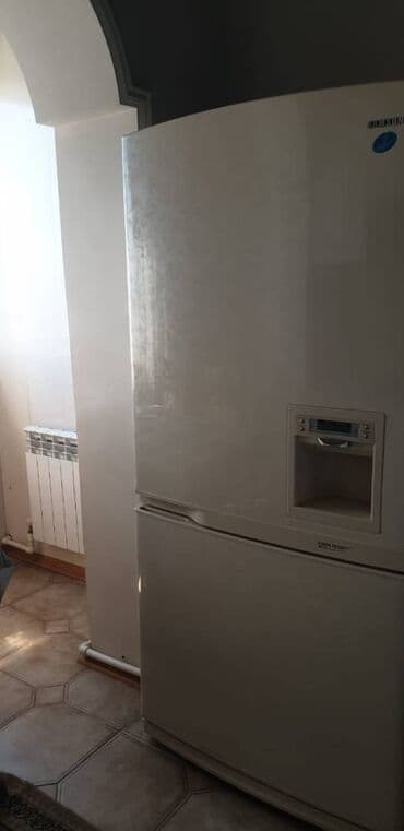 aylıq kirayə ev: Nəsimi metrosunun yaxınlığında (9mikrarayonda) 9 mertebeli binanın — 10