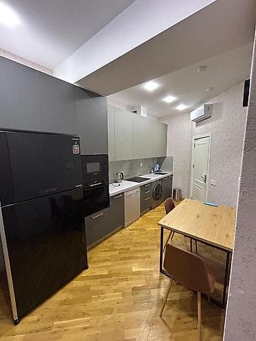 otag: İcarəyə verilir 3 otaqlı yeni tikili 104 m², 28 May m. Kateqoriya — 9