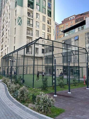 nerimanovda obyekt satilir: 4 otaqlı, Yeni tikili, 220 kv. m — 4