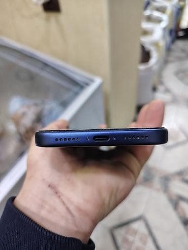 dubay telefonlari: IPhone 17 Pro Max, 256 GB, Mavi, Face ID — 6