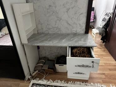 белый рабочий стол: Компьютерный стол, Нераскладной, Прямоугольный стол — 3