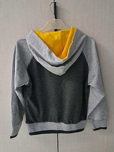 Koftalar, sviterlər: Armani Junior (İtaliya) kapüşonlu uşaq svitşortu - Brend: Armani — 2