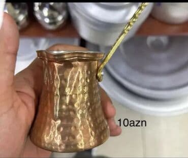 Тестомесильные аппараты: Dəmir,metal stəkanlar satılır. Kofe,ayran 15m,sok,çay — 6