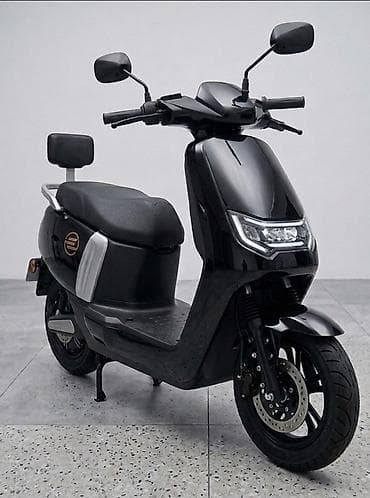 Yeni elektrikli moped Saige 1800 Mühərrik gücü: 1800 W Maksimum