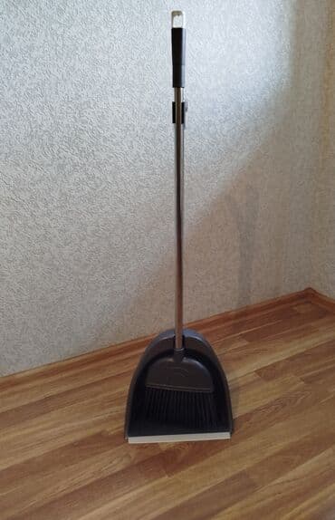 Süngərlər və fırçalar: Xəkandaz və sübürgəsi. Yenidi. yaxşılarınandı — 2